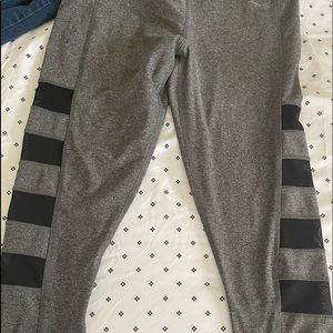 grey yoga leggings
